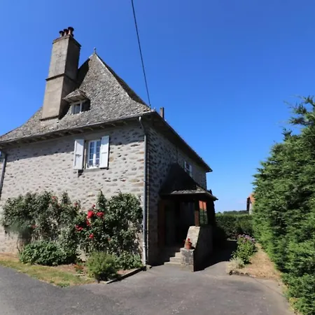 Casa vacanze Avec Jardin, 6 Pers, Proche Aurillac, Nature Et Randonnees, Animaux Acceptes - Fr-1-742-18