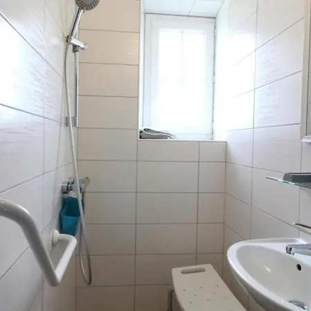 Casa vacanze Avec Jardin, 6 Pers, Proche Aurillac, Nature Et Randonnees, Animaux Acceptes - Fr-1-742-18